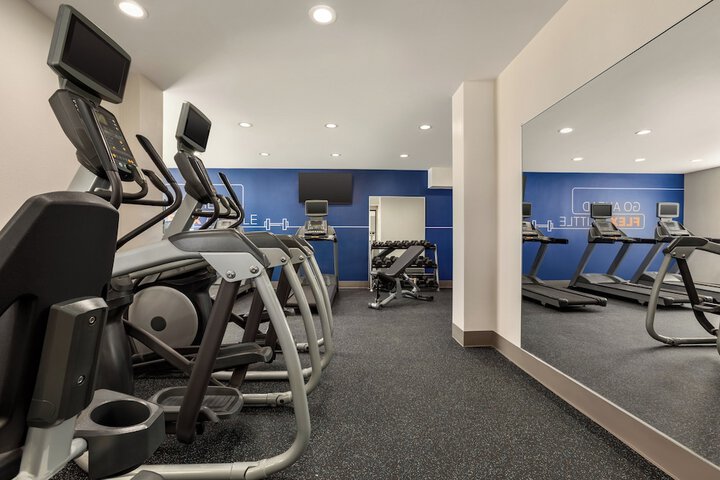 Holiday Inn Express Hotel & Suites Mesquite by IHG