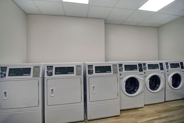 Laundry 37 of 39