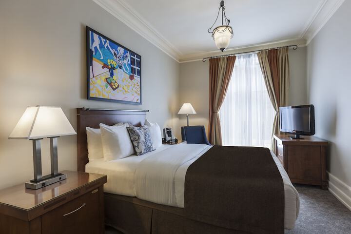 Room 18 of 31