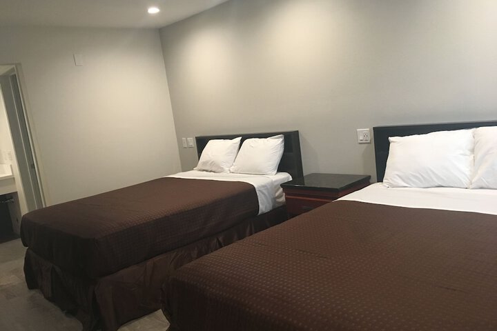 Room 5 of 19