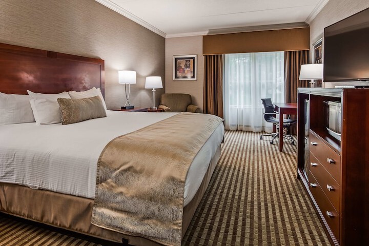 Room 15 of 25