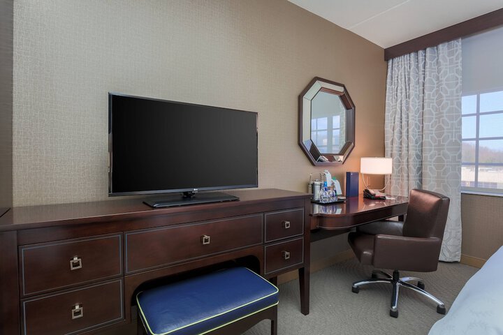 Room 19 of 46