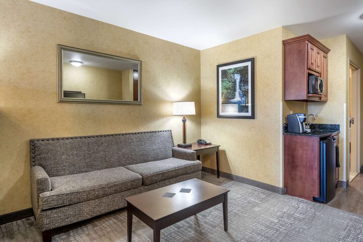 Room 17 of 58