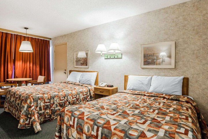 Room 22 of 30