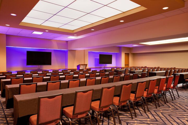 Sheraton Grand Chicago Riverwalk