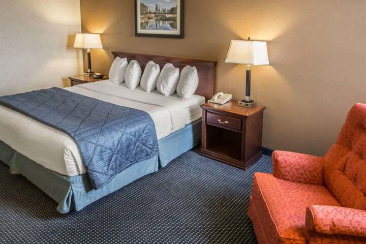 Quality Inn Schaumburg - Chicago near the Mall