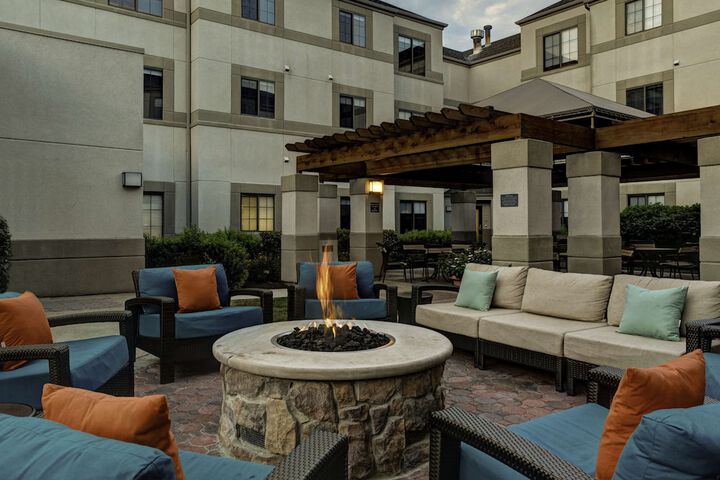 HYATT house Boston / Burlington