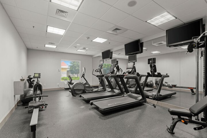 Holiday Inn Express & Suites Gonzales by IHG