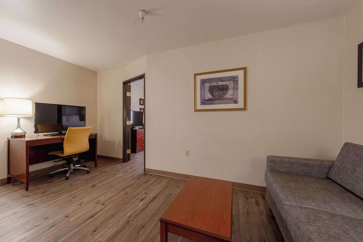 Room 111 of 132
