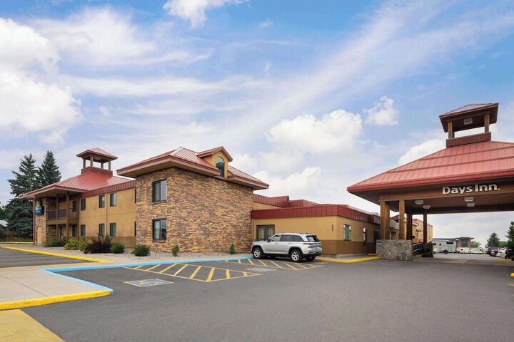 Days Inn & Suites by Wyndham Bozeman