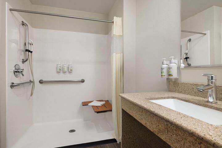La Quinta Inn & Suites by Wyndham Memphis Wolfchase