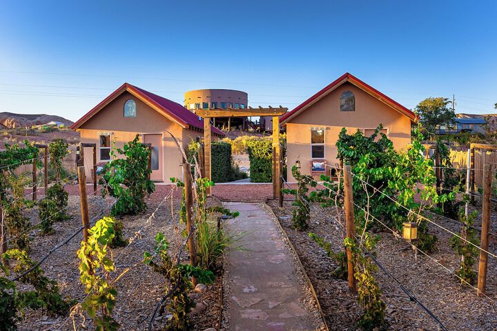 Willow Street Cottages