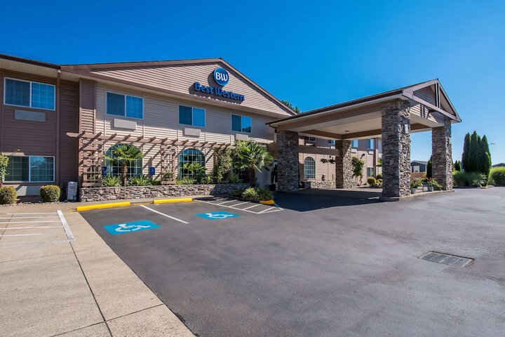 Hotel 3 of 47
