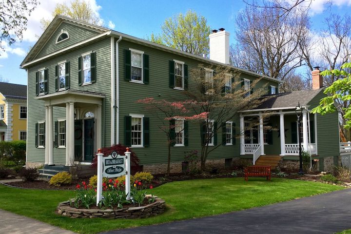 B & B at Oliver Phelps