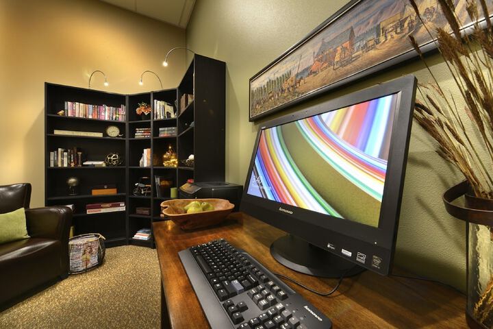 Hotel Maison Yakima Tapestry Collection by Hilton