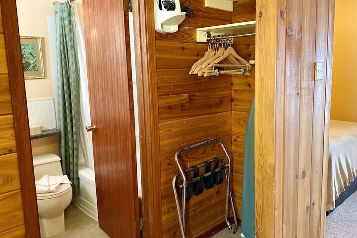 Rocky Mountain Springs Lodge