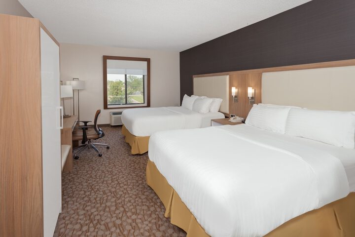 Holiday Inn Express Hotel & Suites Dayton West - Brookville by IHG