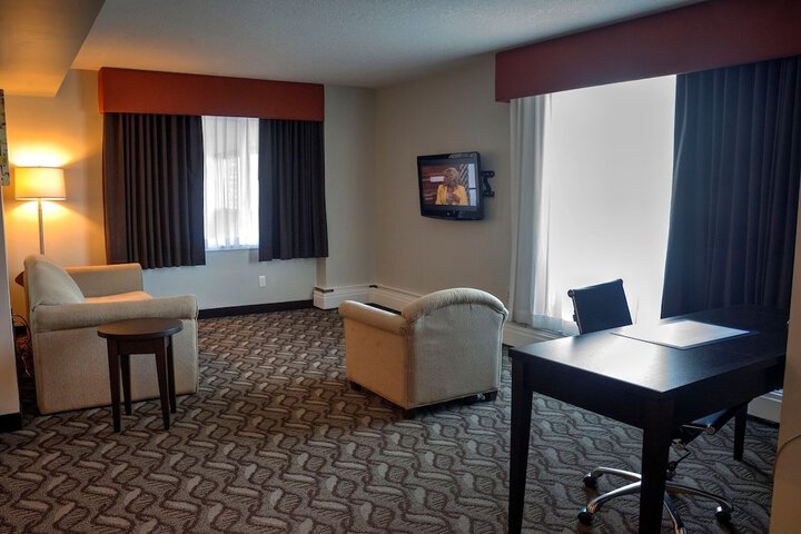 Days Inn by Wyndham Airdrie