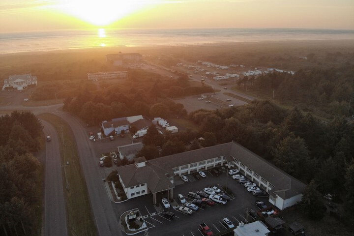 Days Inn by Wyndham Ocean Shores