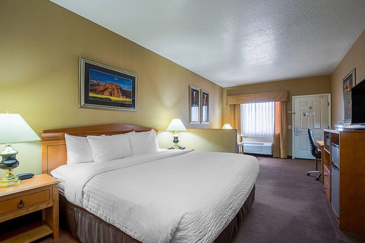 Clarion Suites St. George - Convention Center Area