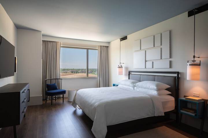 Room 18 of 70