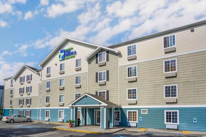 Hotel 2 of 20