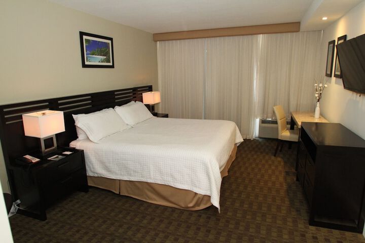 Room 32 of 42