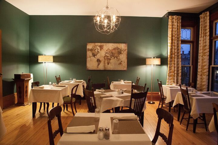 Dining 66 of 69