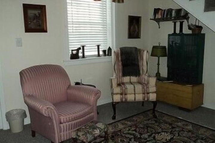 Room 25 of 35