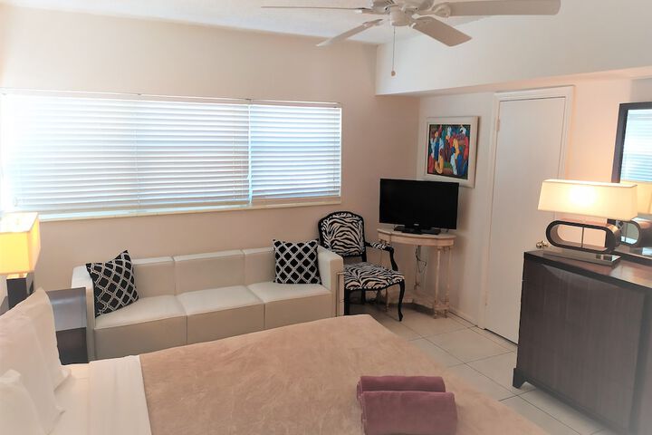 Room 142 of 177