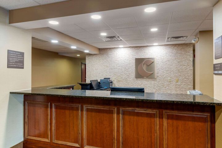 Hotel Interior 9 of 52