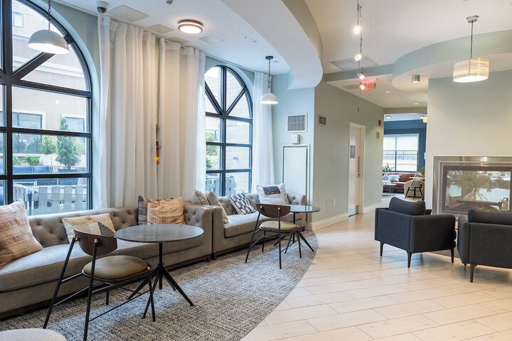 15 Bank Apartments