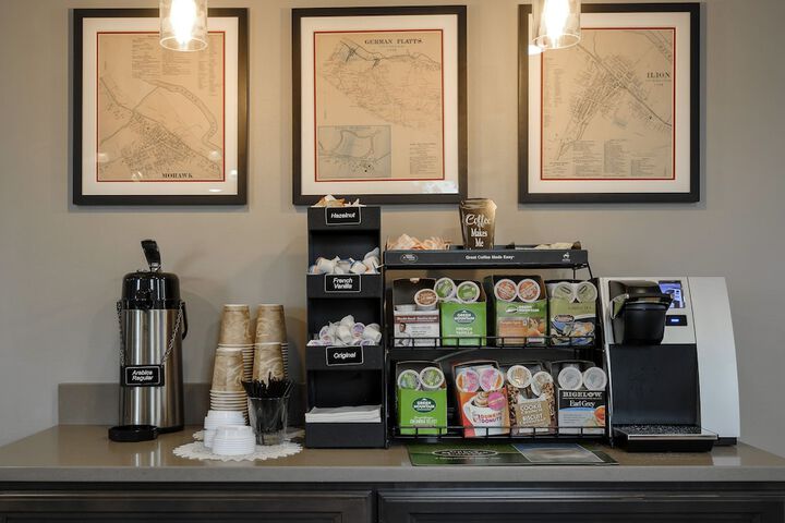 Breakfast/Coffee Service 40 of 50
