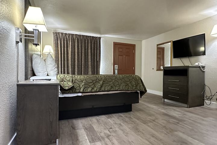 Room 41 of 51