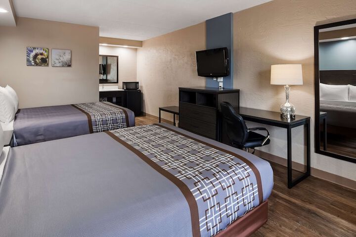 Room 20 of 24