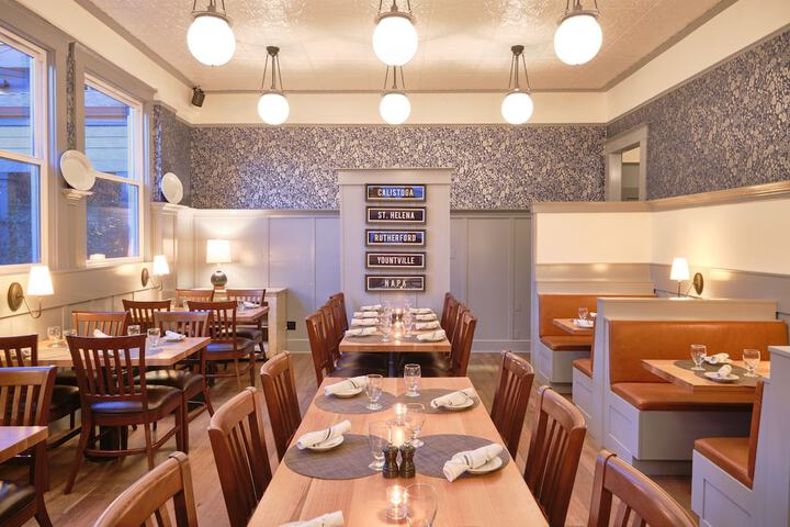 Calistoga Inn Restaurant and Brewery