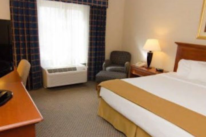 Holiday Inn Express Salem