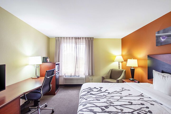 Sleep Inn & Suites Madison - Monona