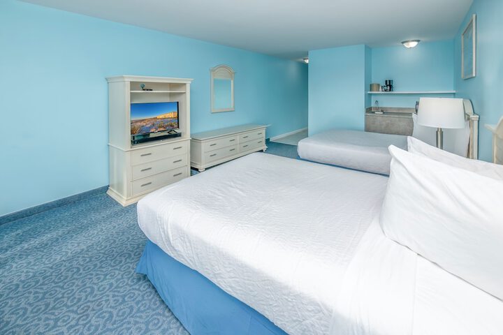 Room 34 of 67