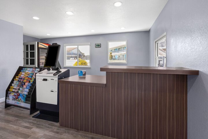 Days Inn by Wyndham Arroyo Grande / Pismo Beach