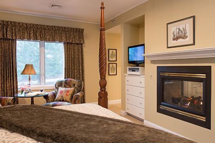 Stone Hill Inn