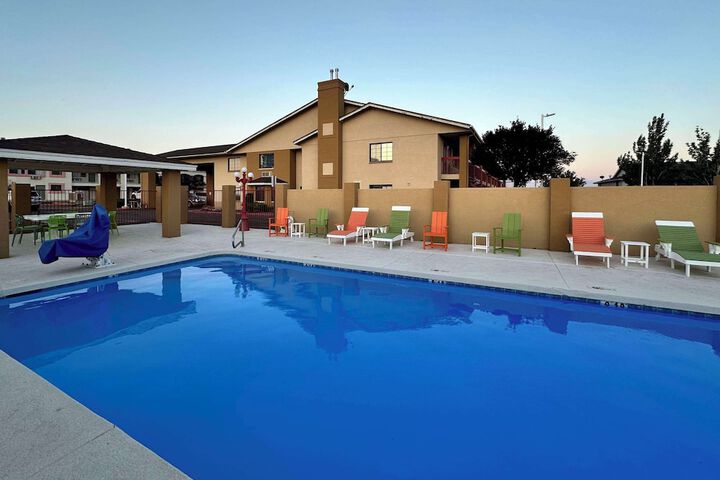 Pool 5 of 31
