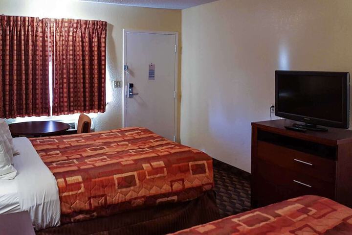 Room 34 of 36