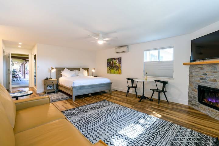 Room 72 of 106