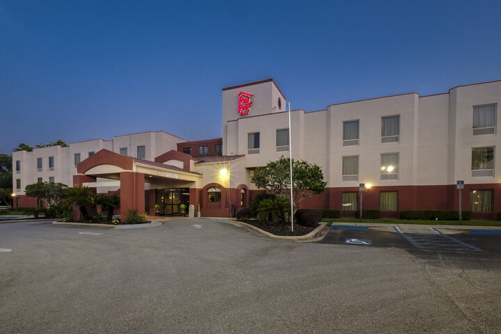 Hotel 2 of 29