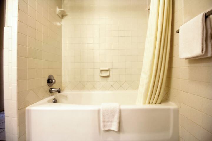 Room 43 of 92