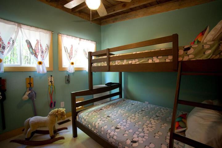 The Bed and Breakfast at Peace Hill Farm