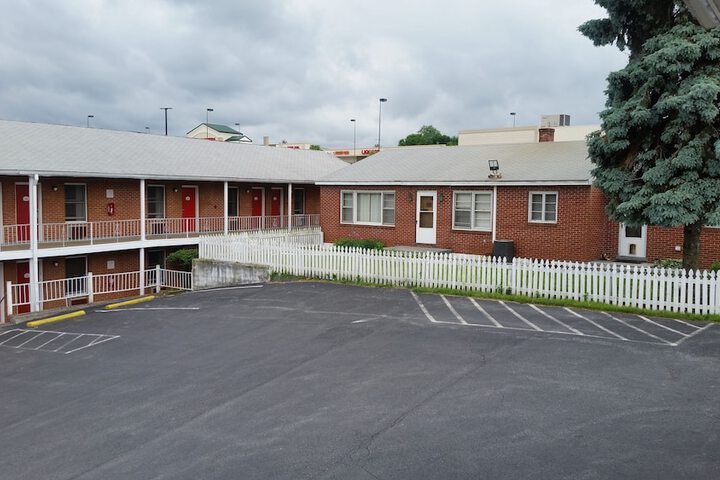 Boston Inn