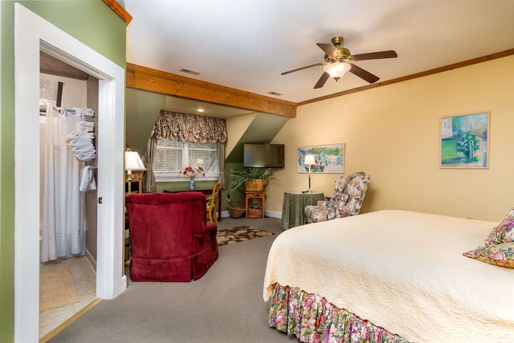 Room 117 of 156