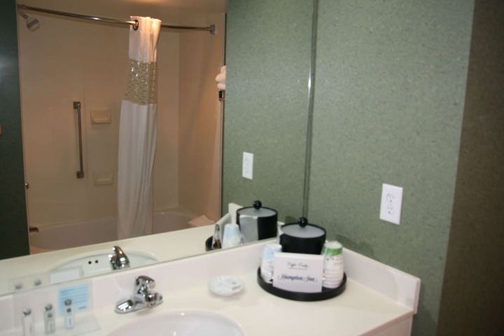 Hampton Inn Hillsville